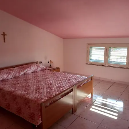 Casa Vacanza Tatil Evi *